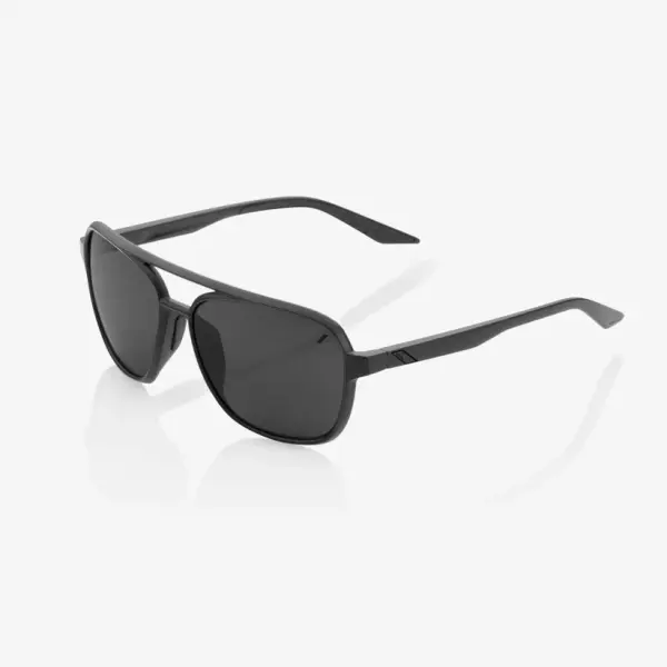 100% Kasia Matte Black Black Mirror Lens