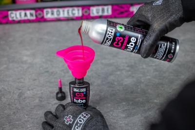 Muc-Off C3 Wet Ceramic Lube 300ml Produktbild 3