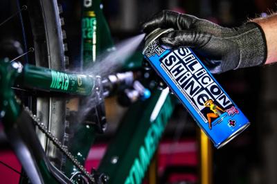 Muc-Off Silicone Shine 500ml Produktbild 3