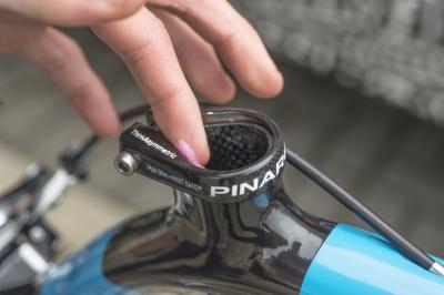 Muc-Off Carbon Gripper Produktbild 3