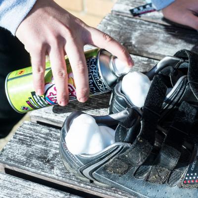 Muc-Off Helmet Foam Fresh 400ml Produktbild 1