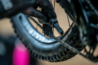 Muc-Off Claw Brush Produktbild 1