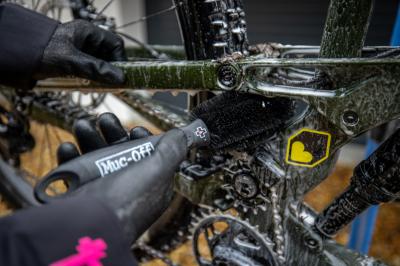 Muc-Off Wheel & Component Brush Produktbild 1