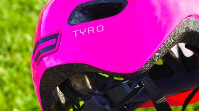 Bontrager Helm Bontrager Tyro Youth Purple Abyss CE Produktbild 6