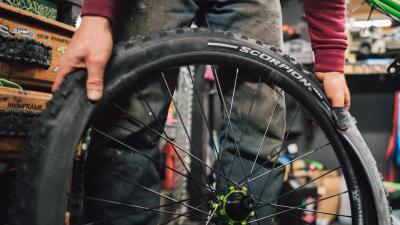 Pirelli Reifen Pirelli Scorpion Trail R 29x2.4 Black Produktbild 4