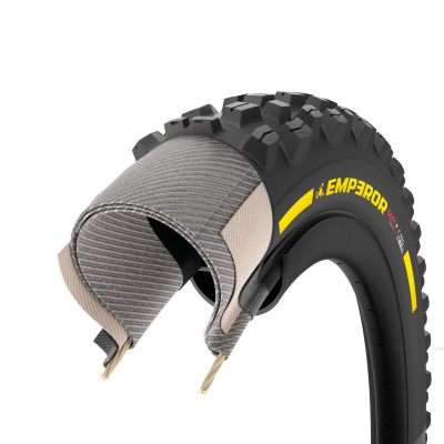 Pirelli Scorpion&trade; Emperor ProWall Soft 27.5x2.40 black/yellow Produktbild 1